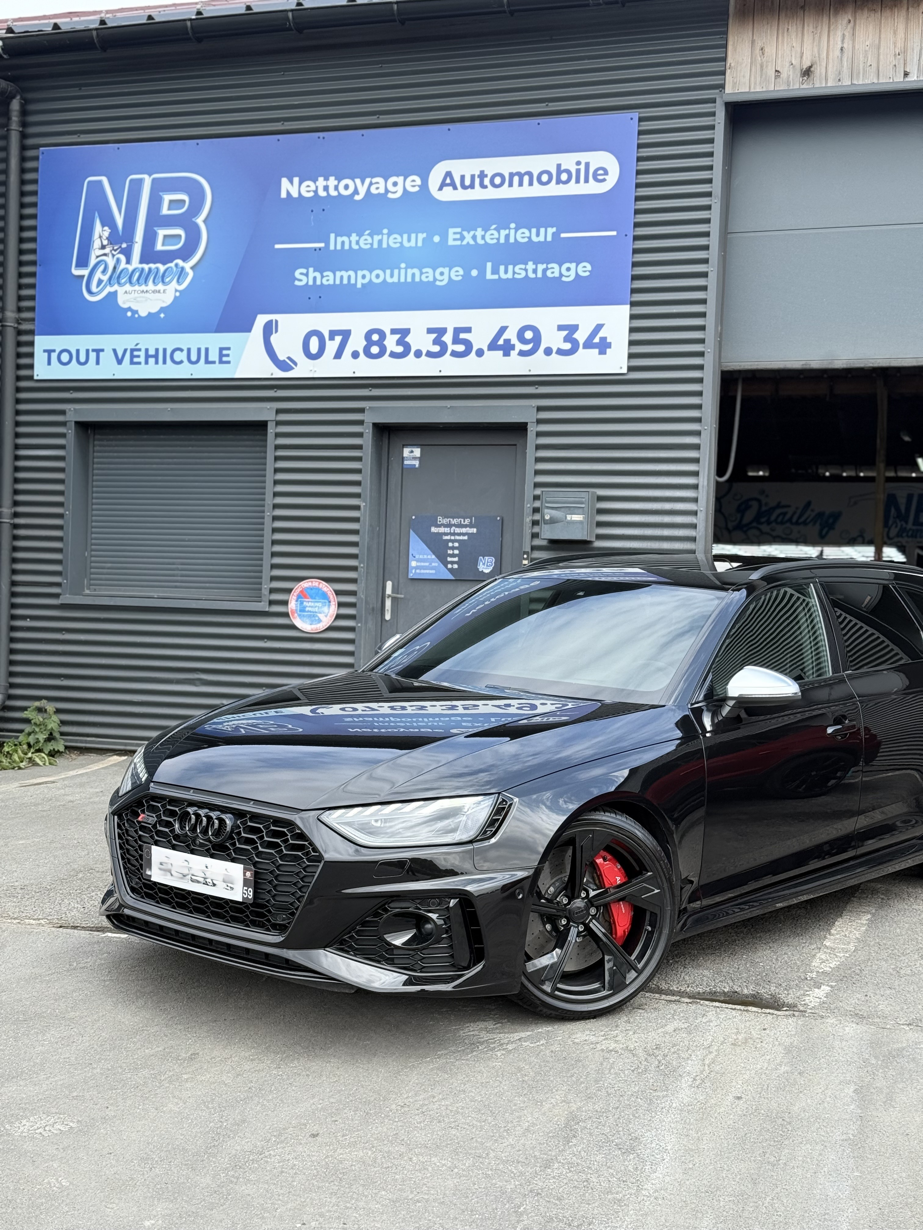 Console centrale détaillée